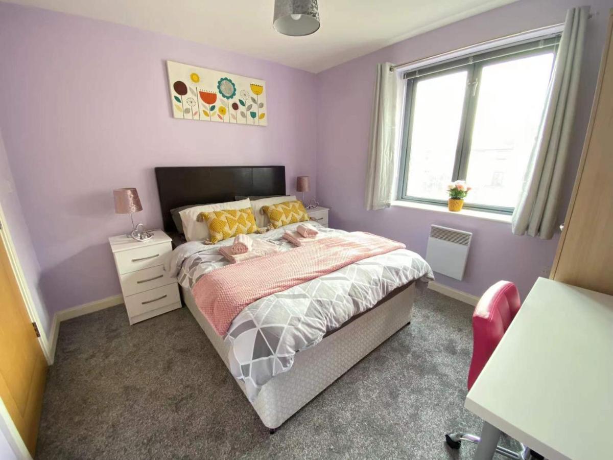 Lovely 2-Bedrooms Apartment Step To The Beach Суонси Экстерьер фото